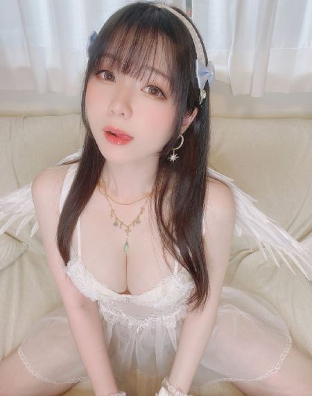 同桌上课咬我胸1000字作文_在线电影观看