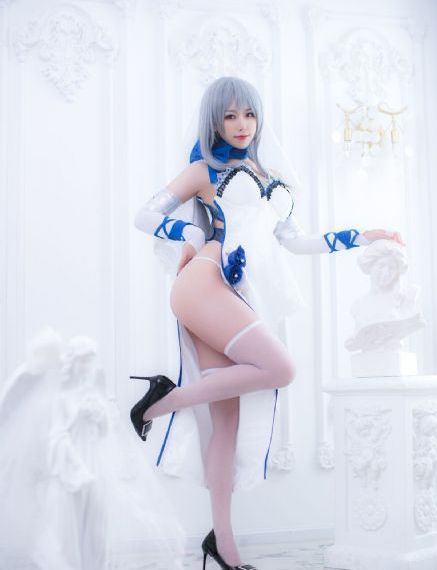 日韩AV无码国产点击进入_十万网红美女美酱