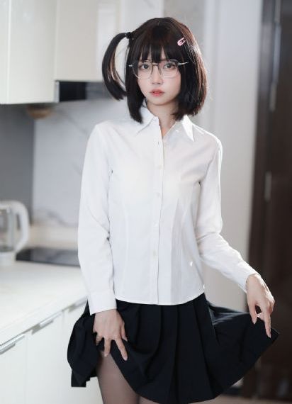 gogo全球高清大胆美女人体_超清高清在线观看