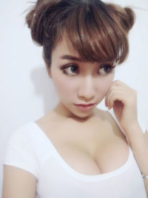 美女露出尿口网站_1080超清免费观看