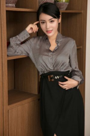 我被AV女優包圍了手游版_国产剧免费观看视频