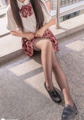 岳饱满的双乳好大_BD国语免费观看视频