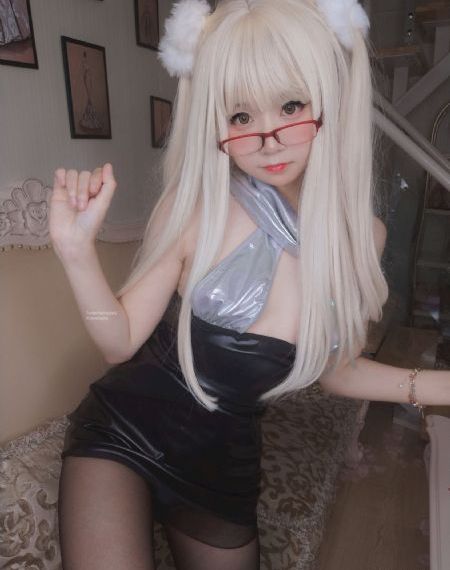 少妇第一次献身书记_迅雷1080