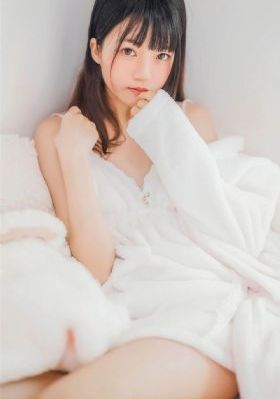 成熟放荡的肉色丝袜老师视频_HDHD高清在线观看