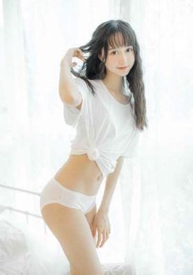 一女被三男c到高潮_在线观看免费版